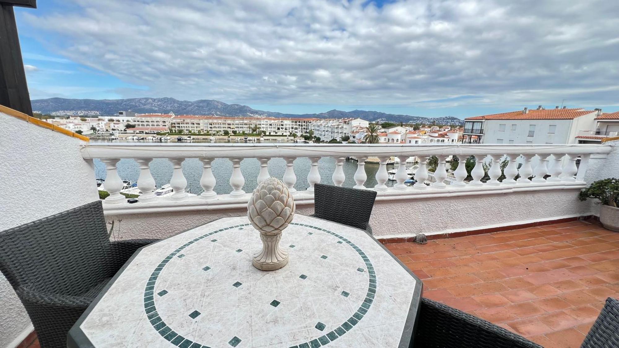 Apartamento Gran Lago Con Vistas Al Canal Empuriabrava Eksteriør bilde