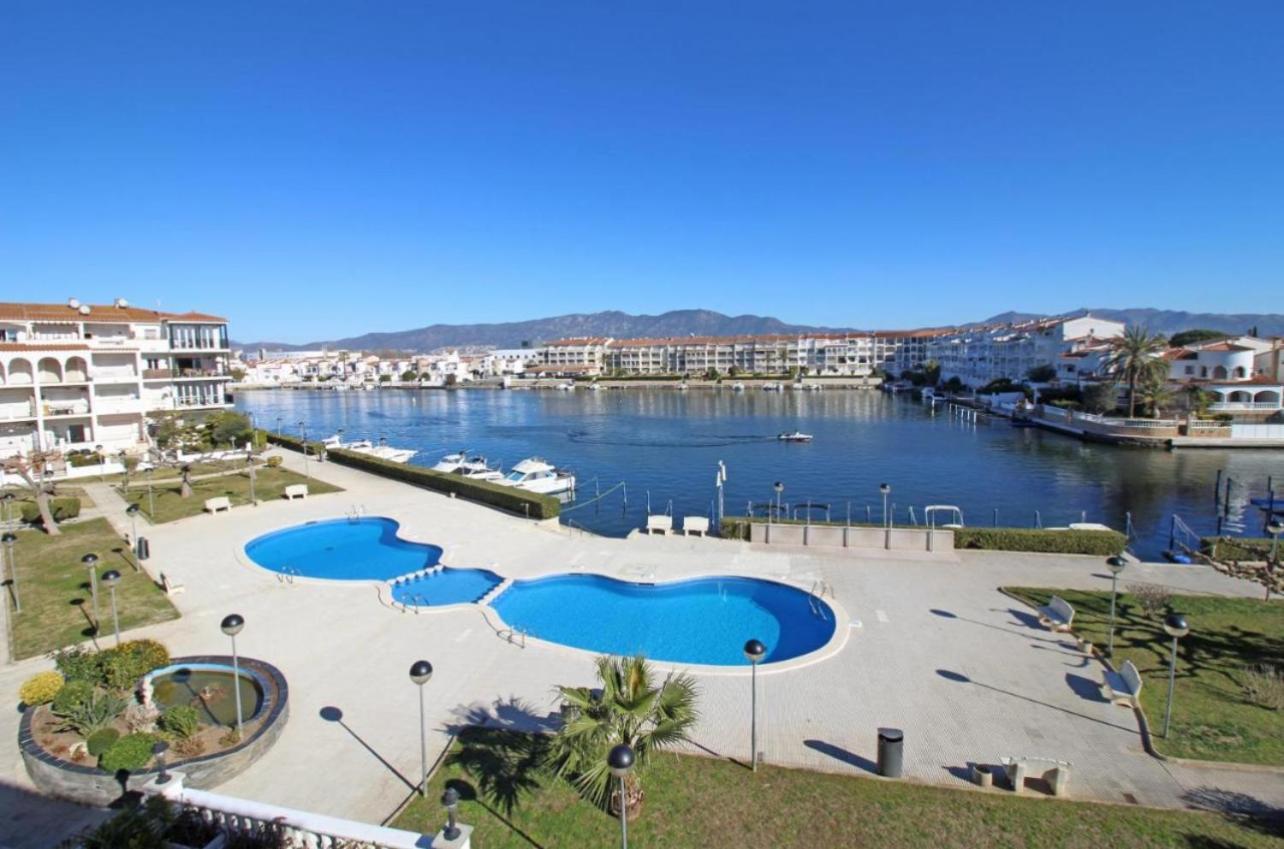 Apartamento Gran Lago Con Vistas Al Canal Empuriabrava Eksteriør bilde